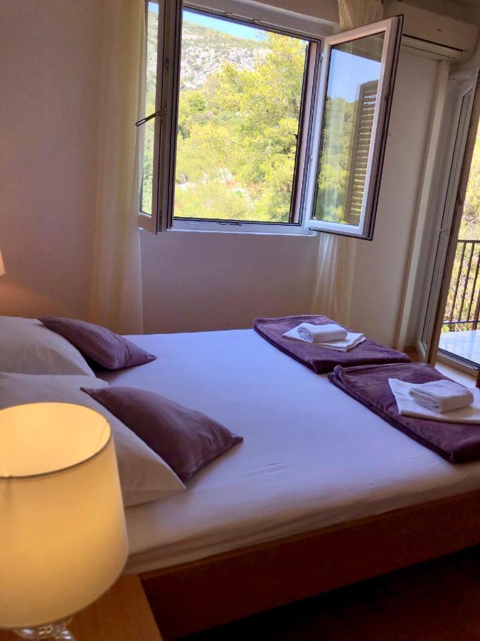 Hotel B&B Chamberlain Милна Екстериор снимка