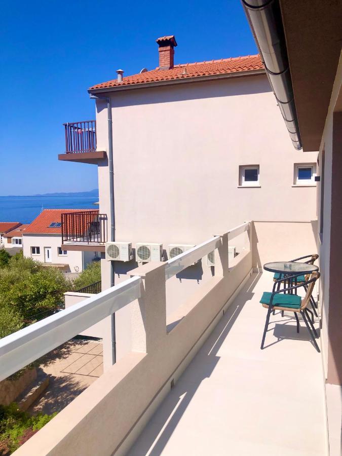 Hotel B&B Chamberlain Милна Екстериор снимка